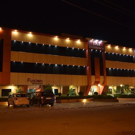 Jai Residency Hotel Gandhidham Bagian luar foto