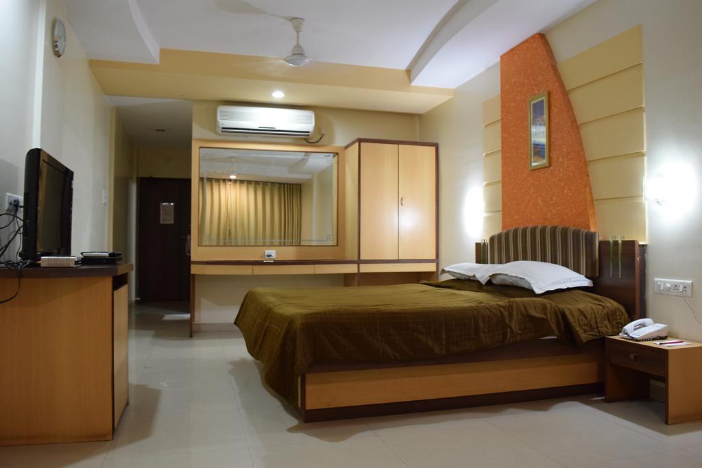 Jai Residency Hotel Gandhidham Ruang foto