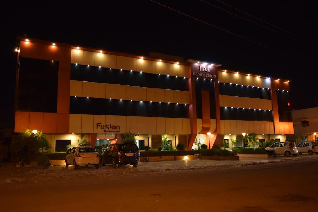 Jai Residency Hotel Gandhidham Bagian luar foto